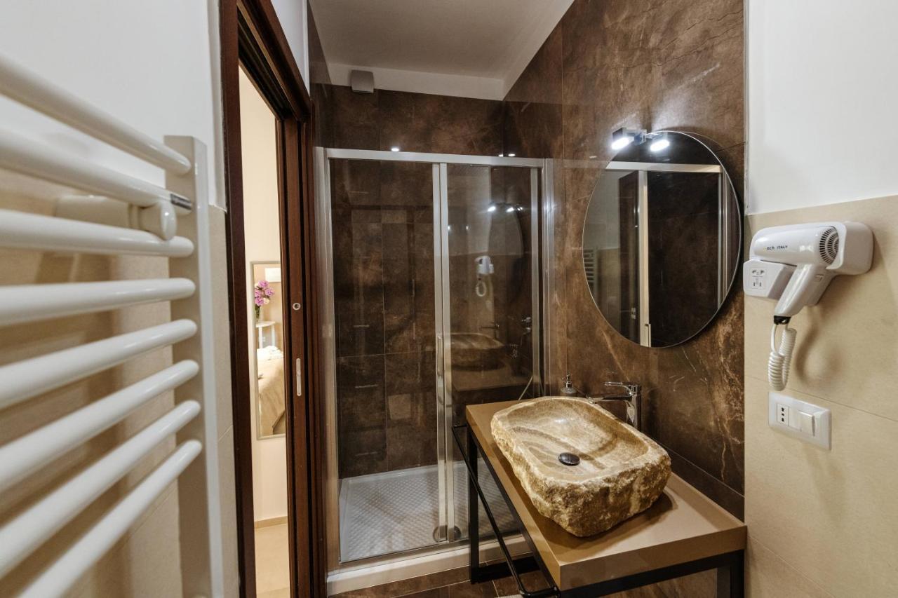 Baroccosuite Lecce Bagian luar foto