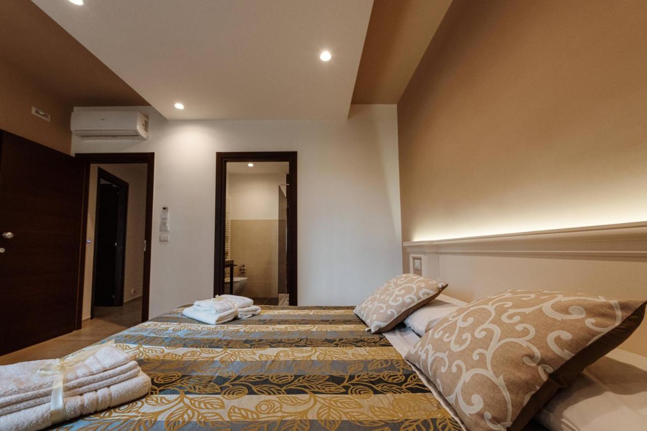 Baroccosuite Lecce Bagian luar foto