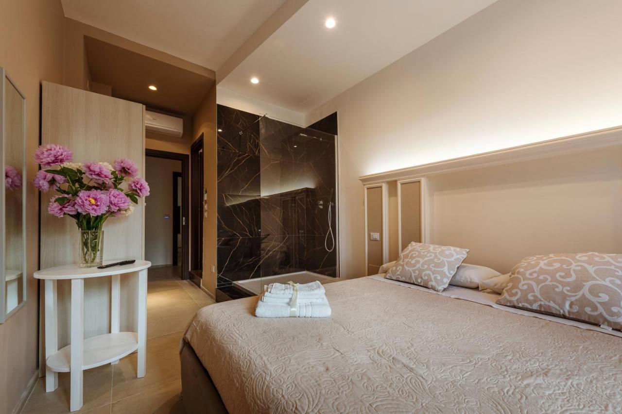Baroccosuite Lecce Bagian luar foto